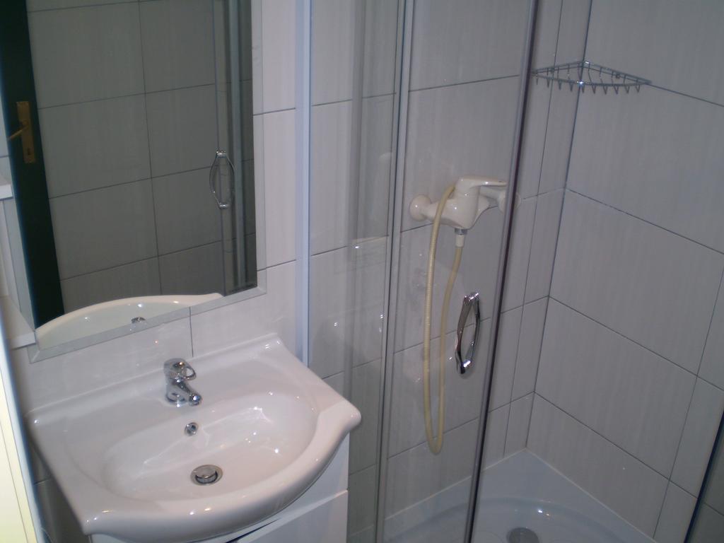 Apartments Ingrid Novigrad Istria الغرفة الصورة