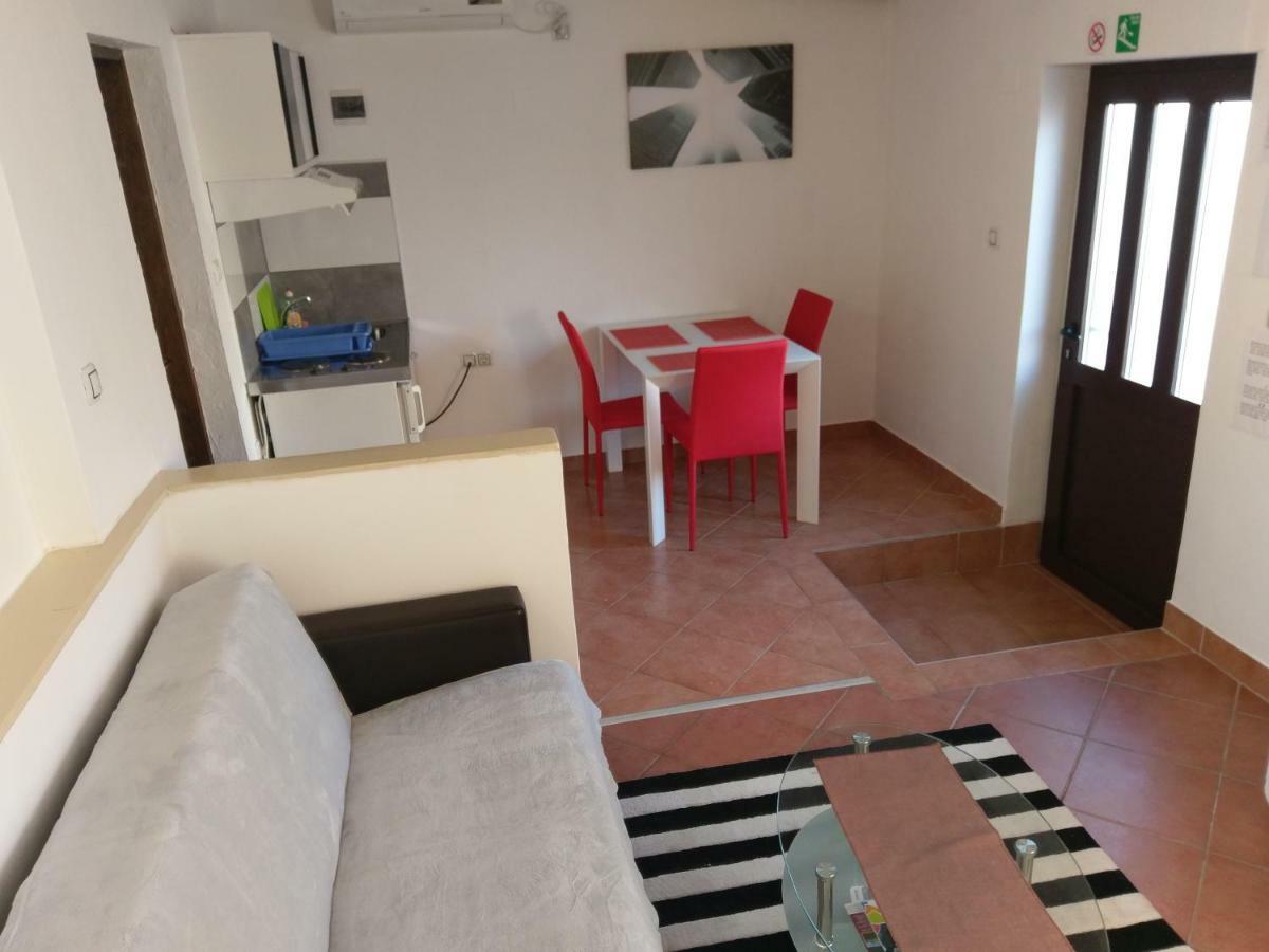 Apartments Ingrid Novigrad Istria المظهر الخارجي الصورة
