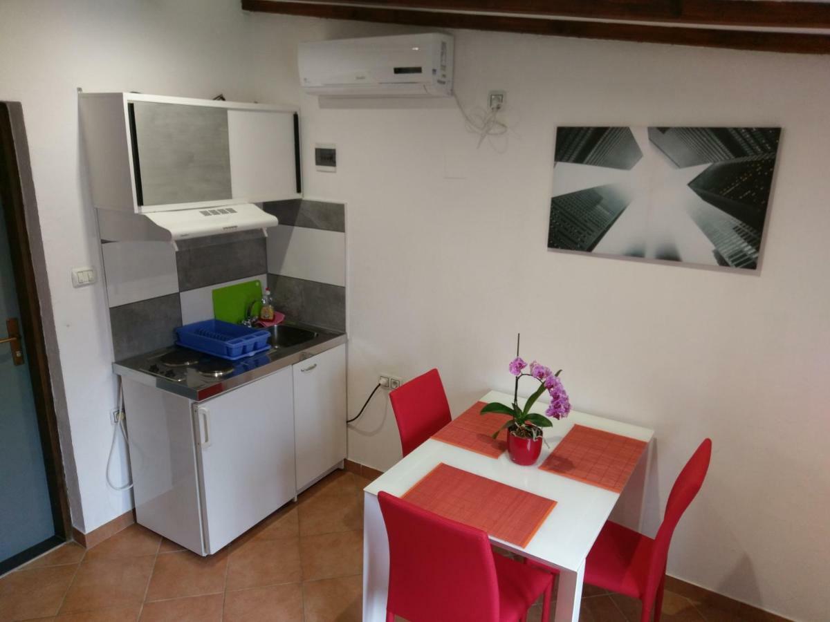 Apartments Ingrid Novigrad Istria المظهر الخارجي الصورة